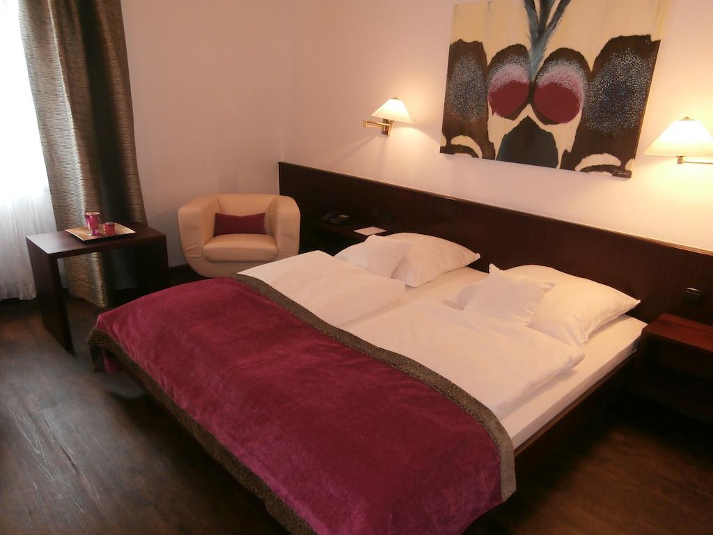 Central Hotel Φράιμπουργκ Εξωτερικό φωτογραφία