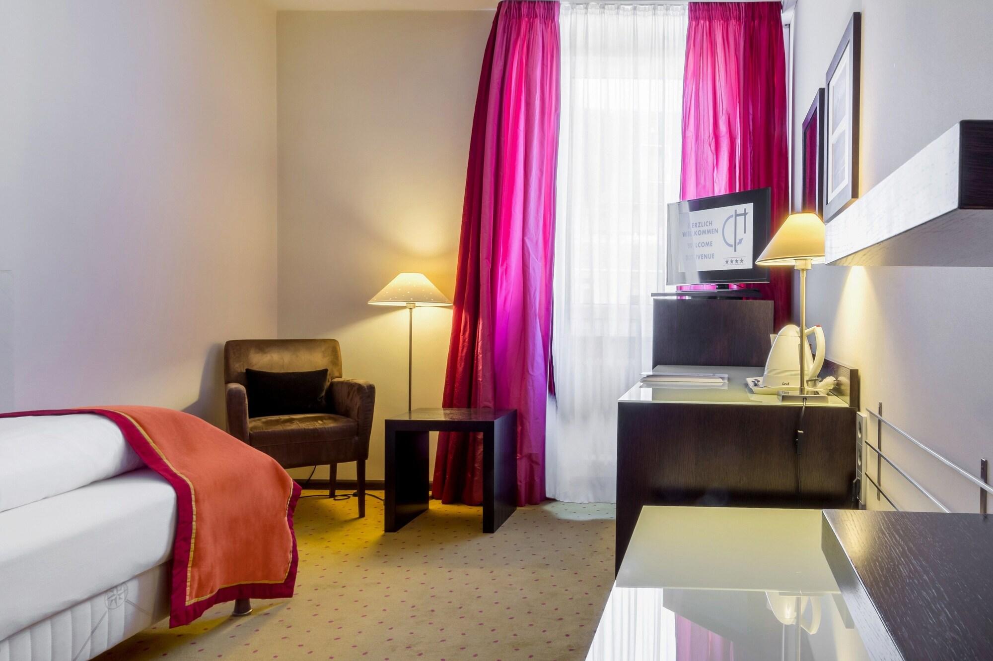Central Hotel Φράιμπουργκ Εξωτερικό φωτογραφία