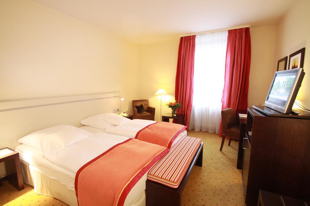 Central Hotel Φράιμπουργκ Εξωτερικό φωτογραφία